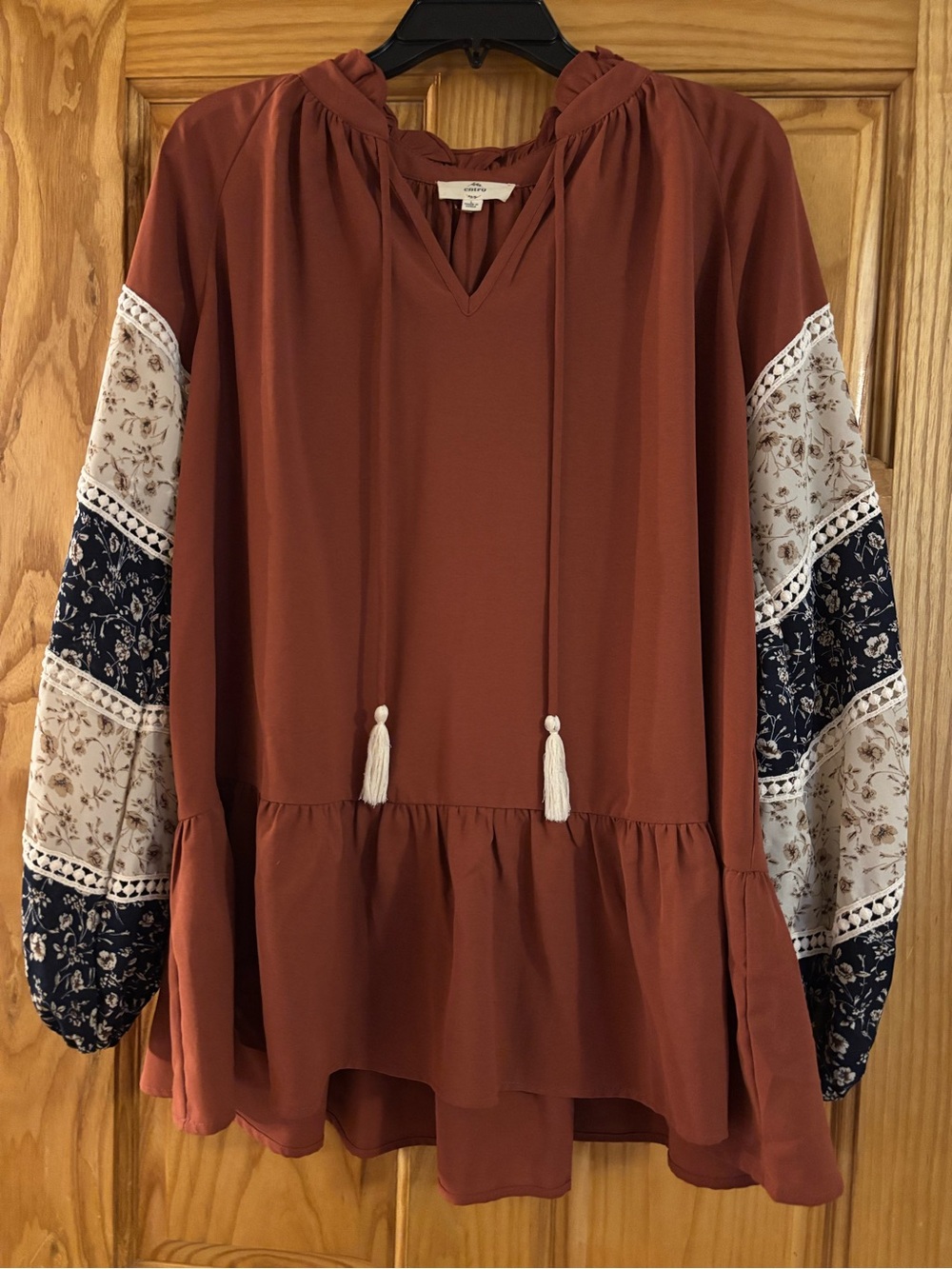 Entro Sz L Rust Floral Sleeve Peasant Blouse with Tassel Ties EUC